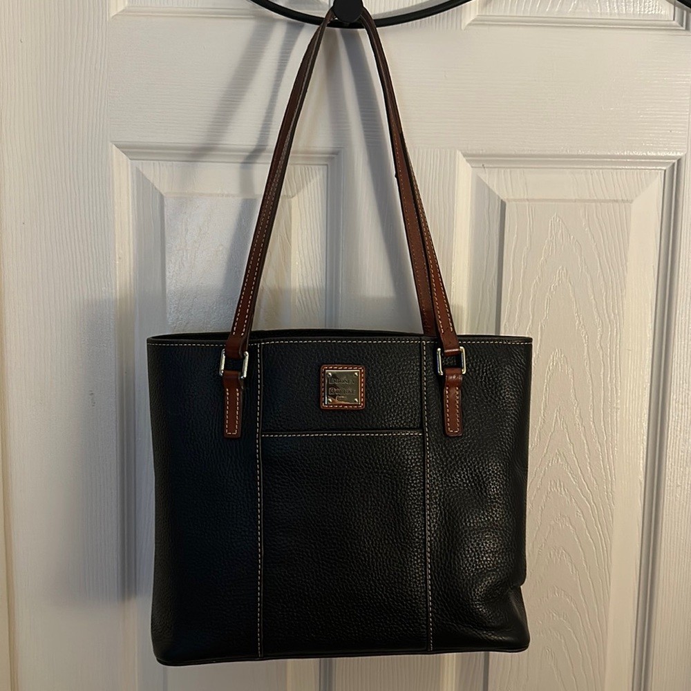 Dooney and Bourke black purse